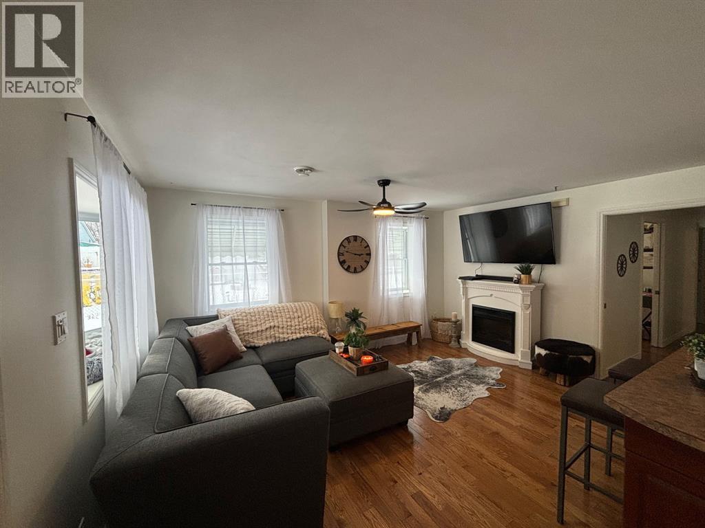 788 Talfourd STREET, Sarnia, Ontario, N7T1S2 — Photo 5