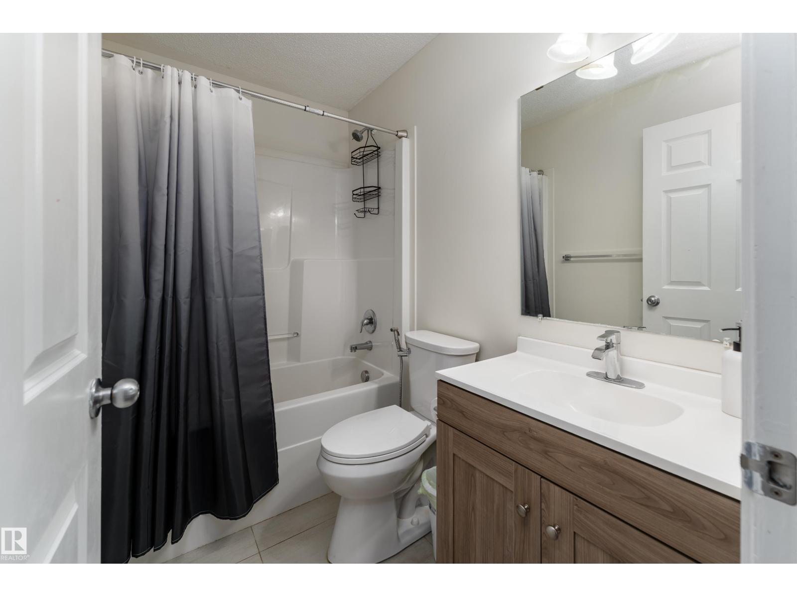 9538 SIMPSON CO NW, Edmonton