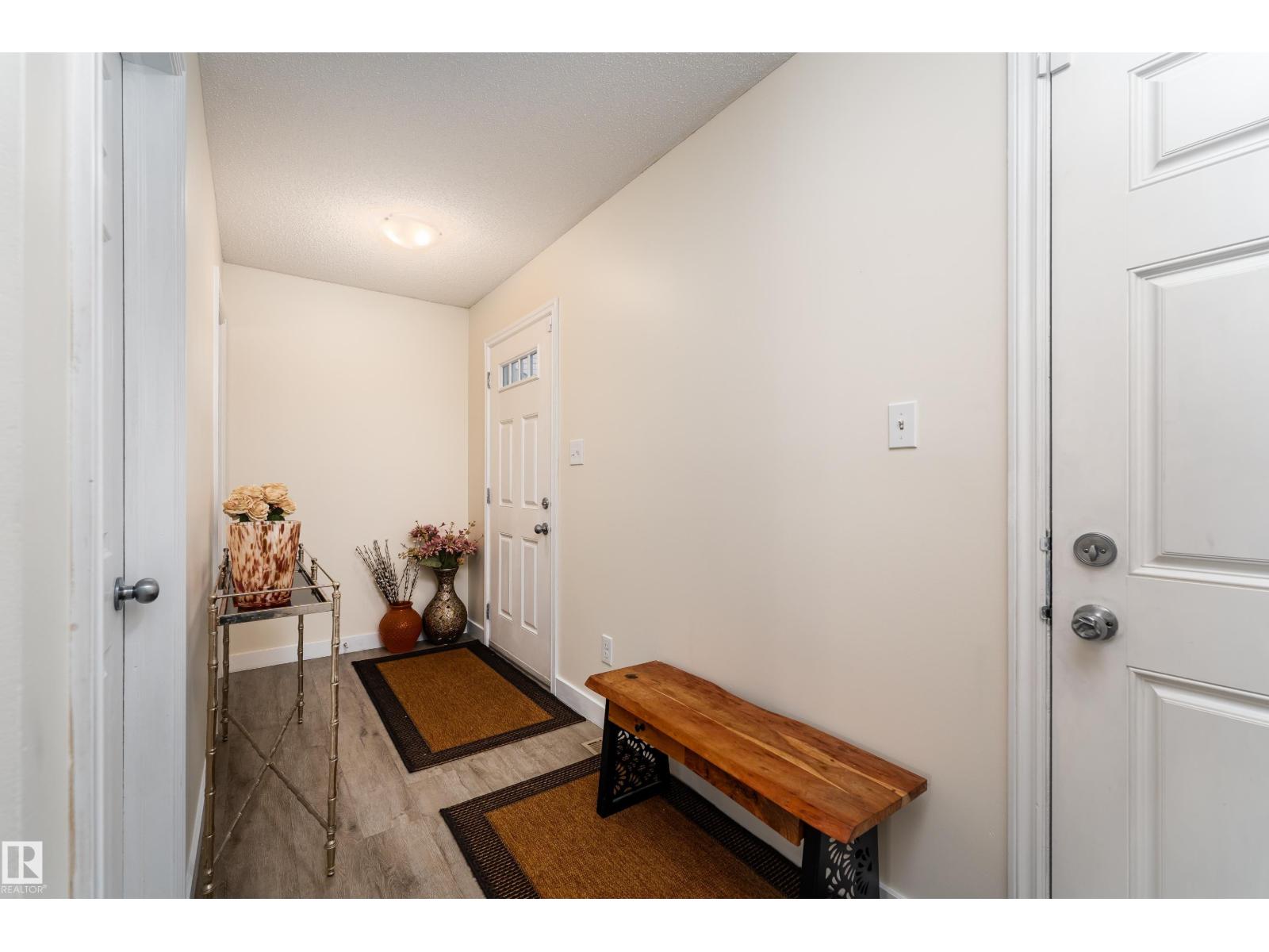 9538 SIMPSON CO NW, Edmonton
