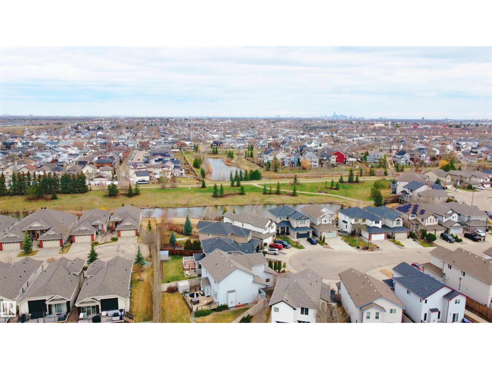 9538 SIMPSON CO NW, Edmonton