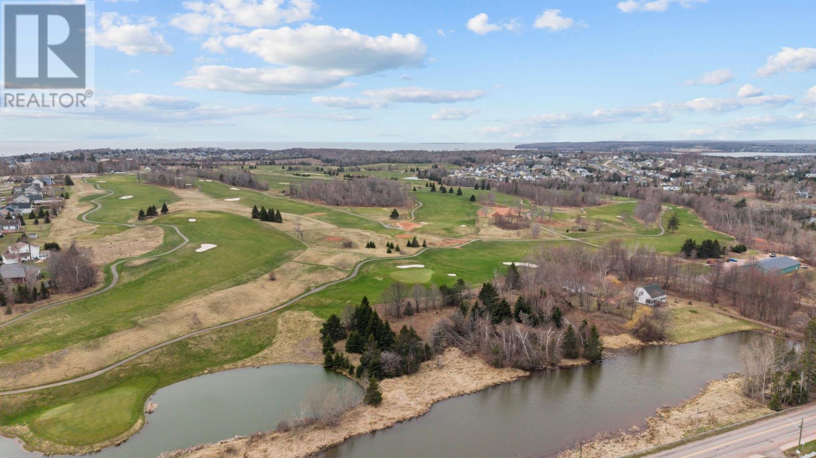 113 GREENSVIEW Drive - 47