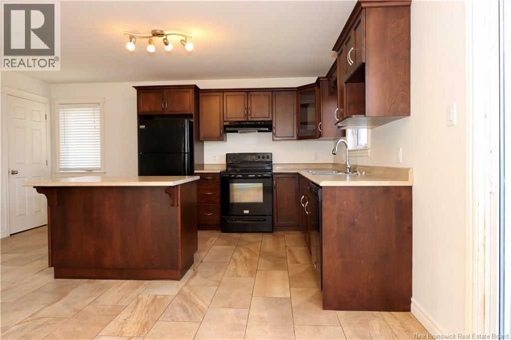 938 Bernard Street - 7