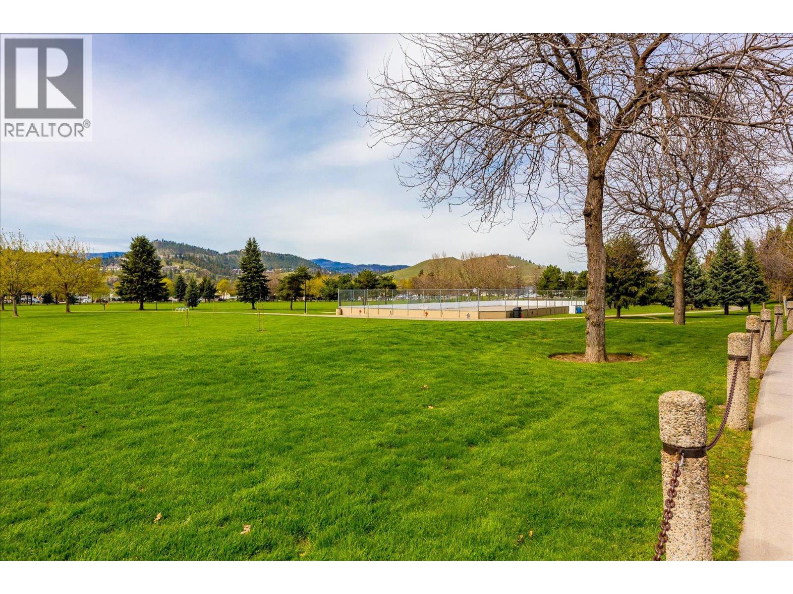 #108 395 Franklyn Road - 17