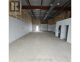 37 & 38 - 35 Cedar Pointe Drive, Barrie, ON L4N5R7 Photo 7