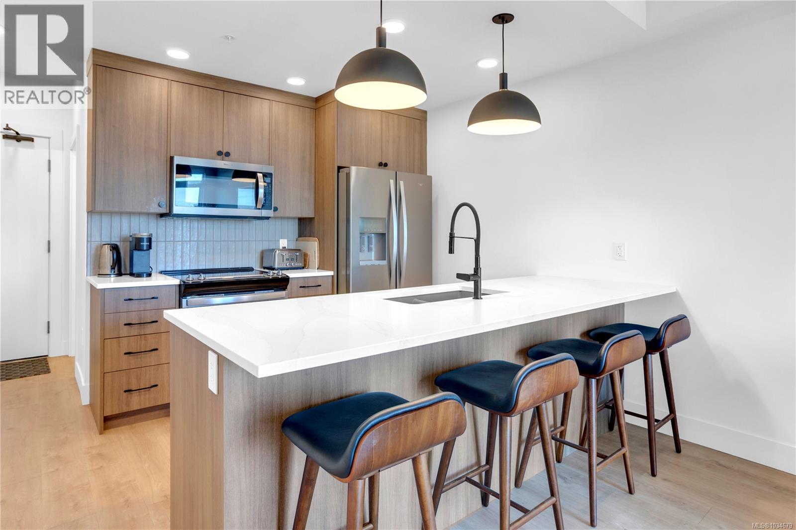 #402 201 Dogwood Dr - 10