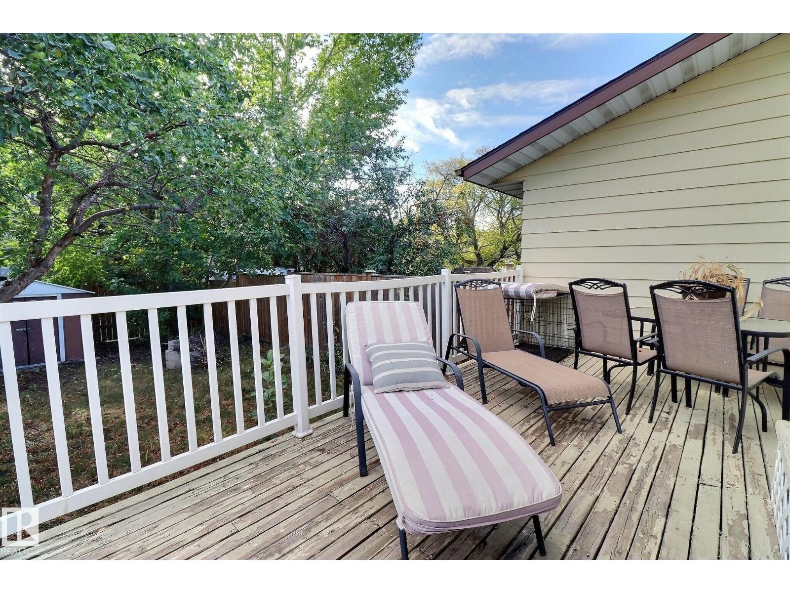 5315 39 AV NW, Edmonton