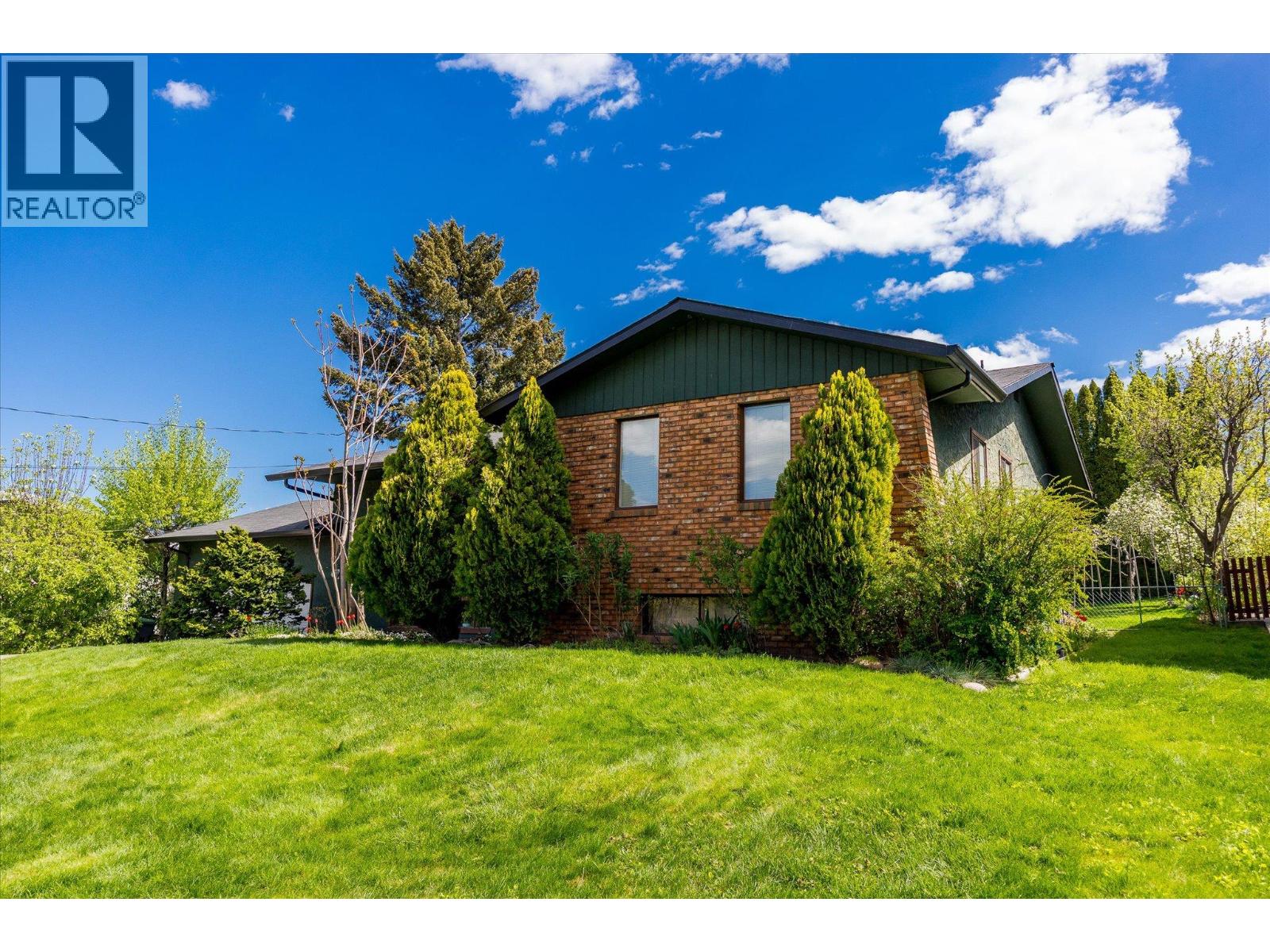 2425 Collingwood Road, West Kelowna