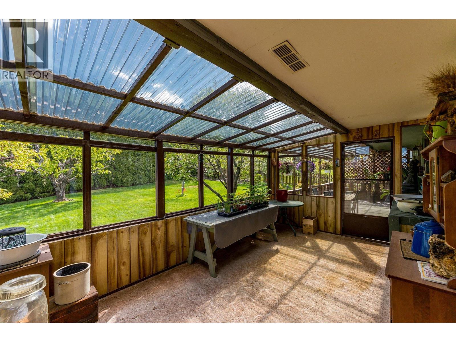 2425 Collingwood Road - 24
