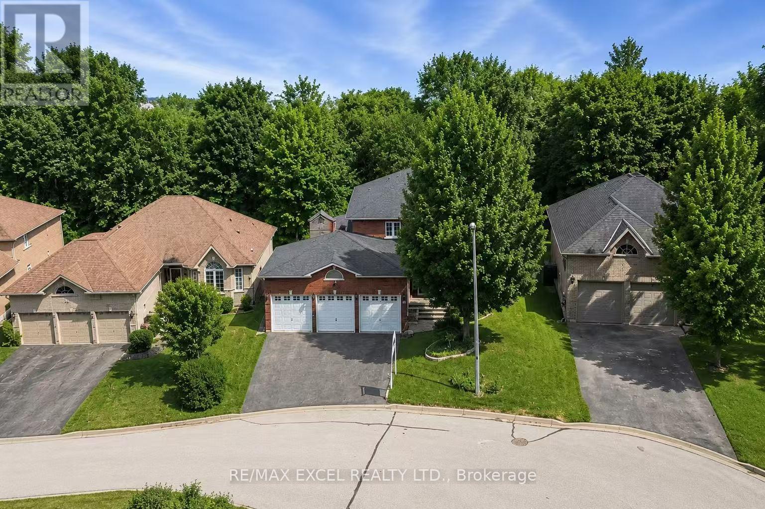 96 FERNCROFT DRIVE - 2