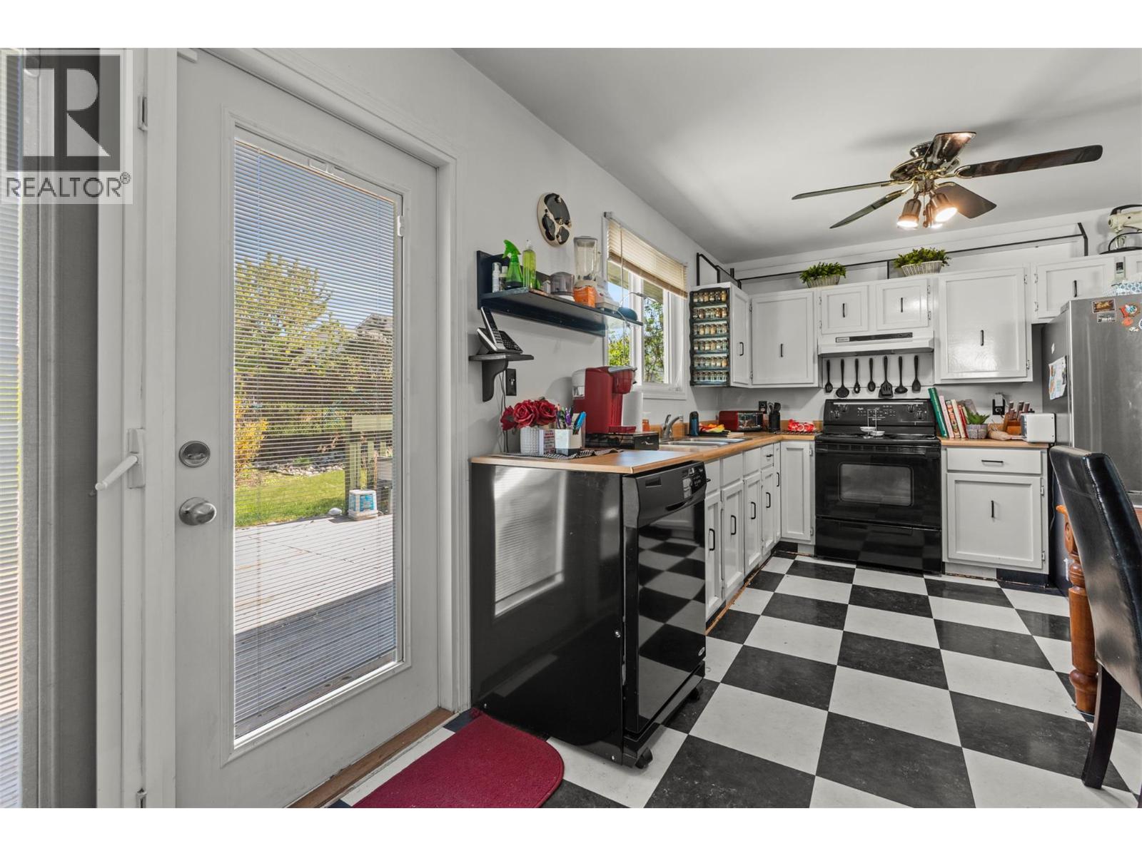 3919 14 Street - 13