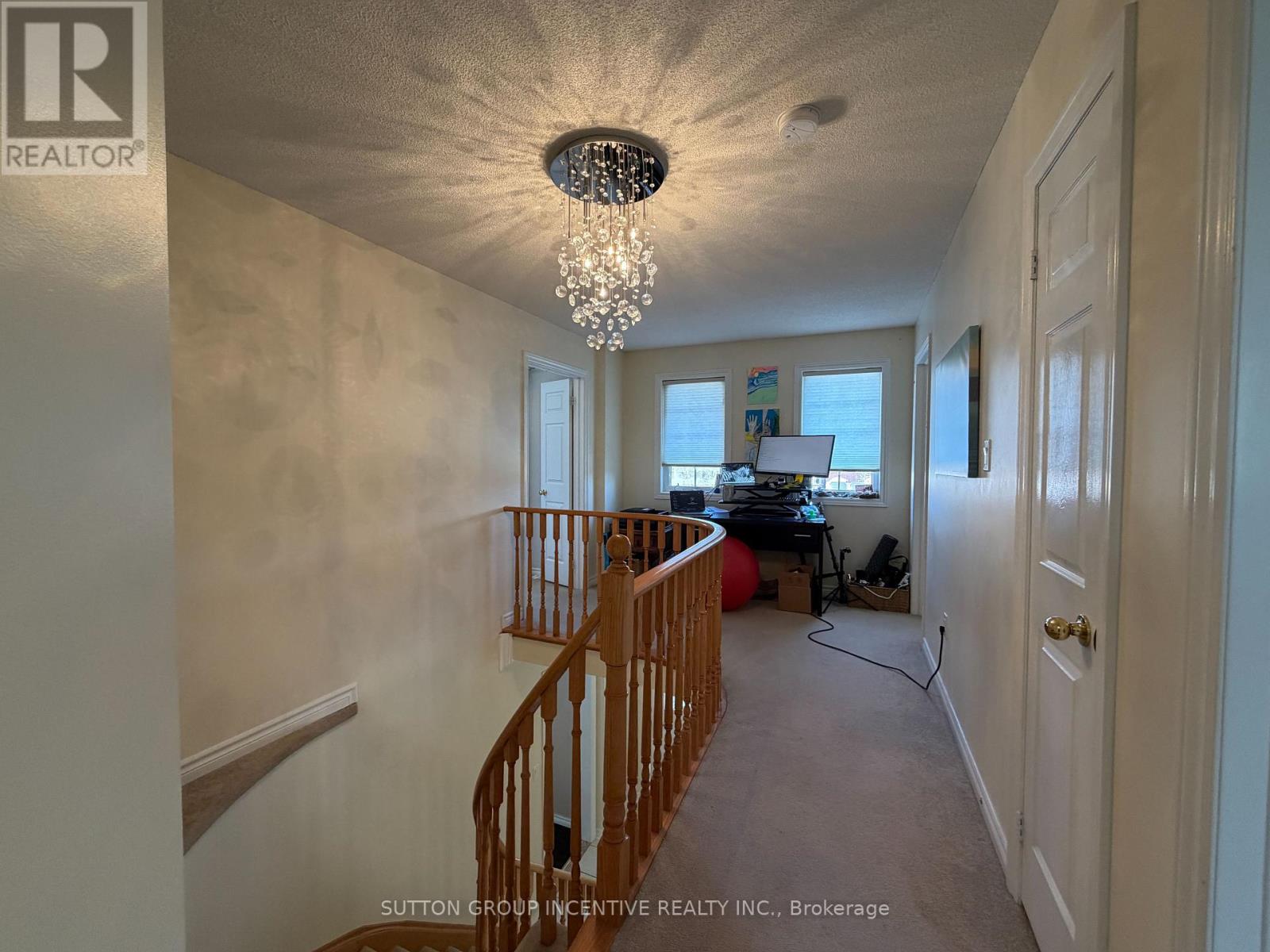 49 SHAINA COURT - 17
