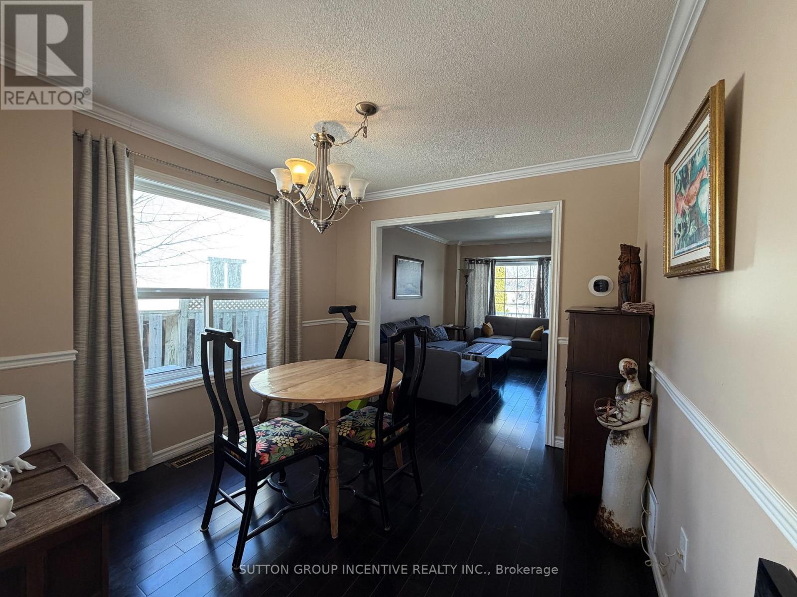49 SHAINA COURT - 8