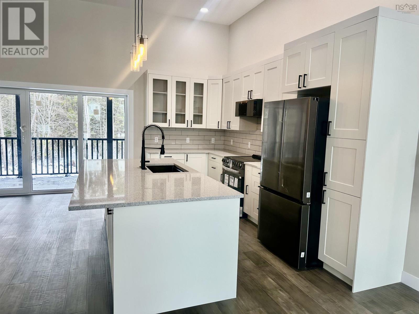 11 Chiavari Close - 15