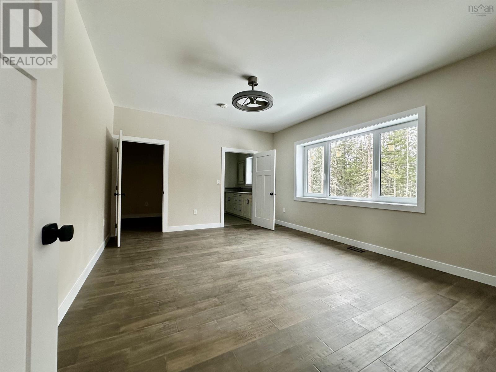 11 Chiavari Close - 17