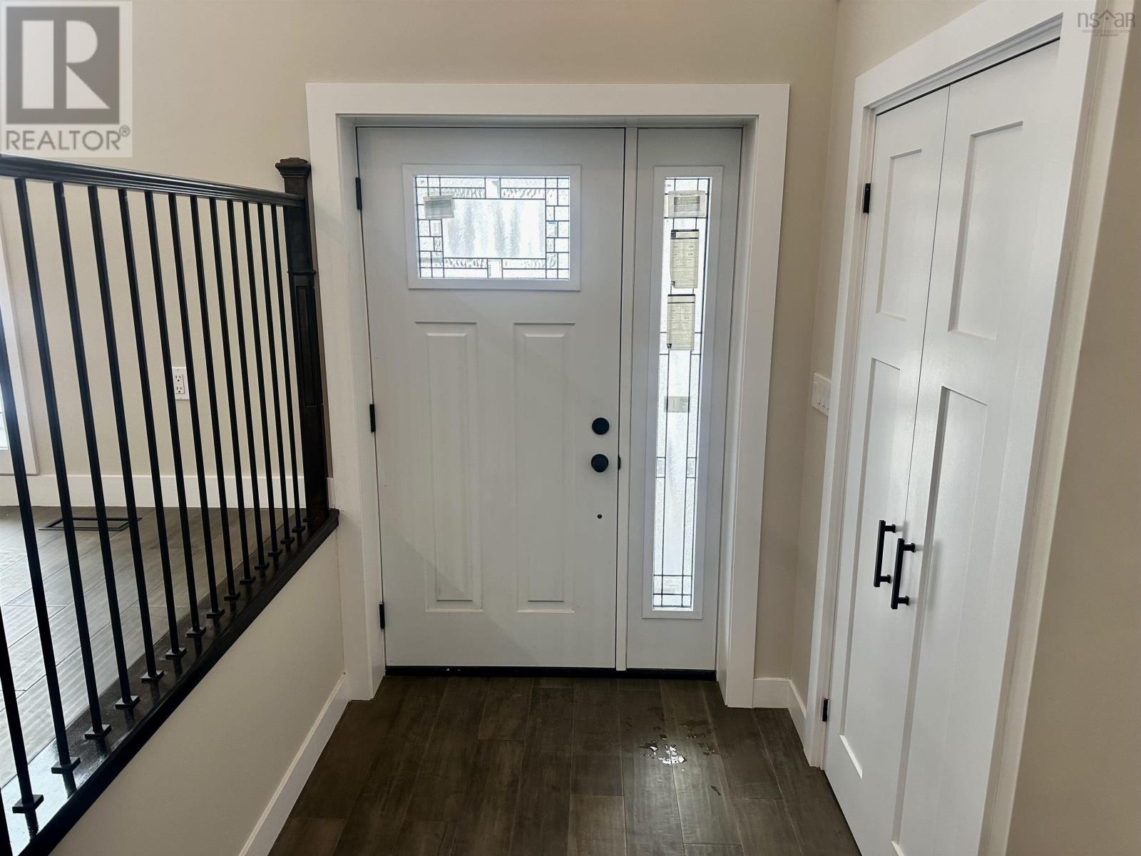 11 Chiavari Close - 10