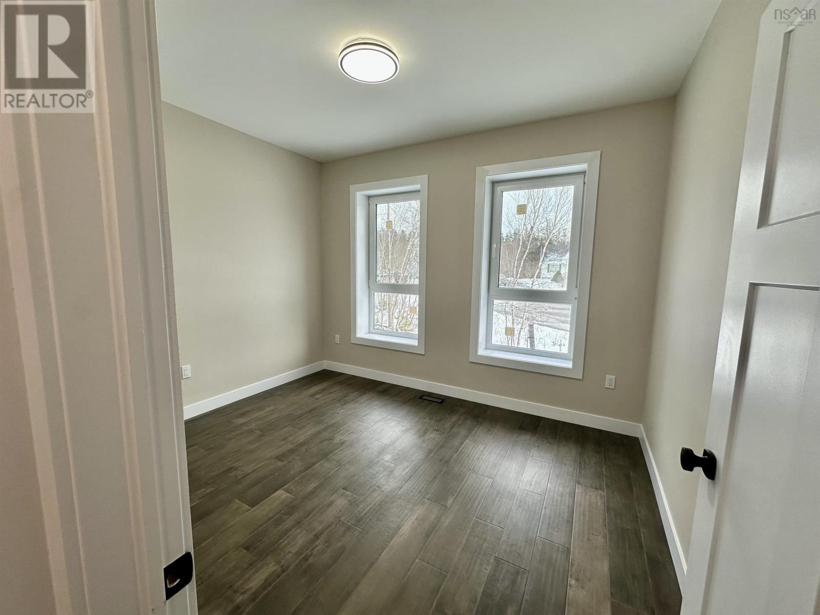 11 Chiavari Close - 23