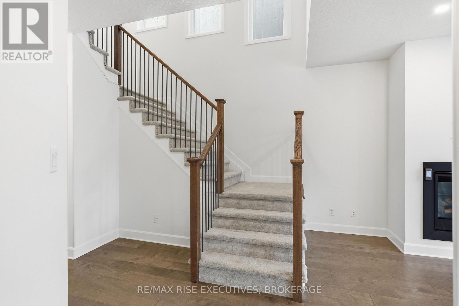 1406 TULIP DRIVE - 18