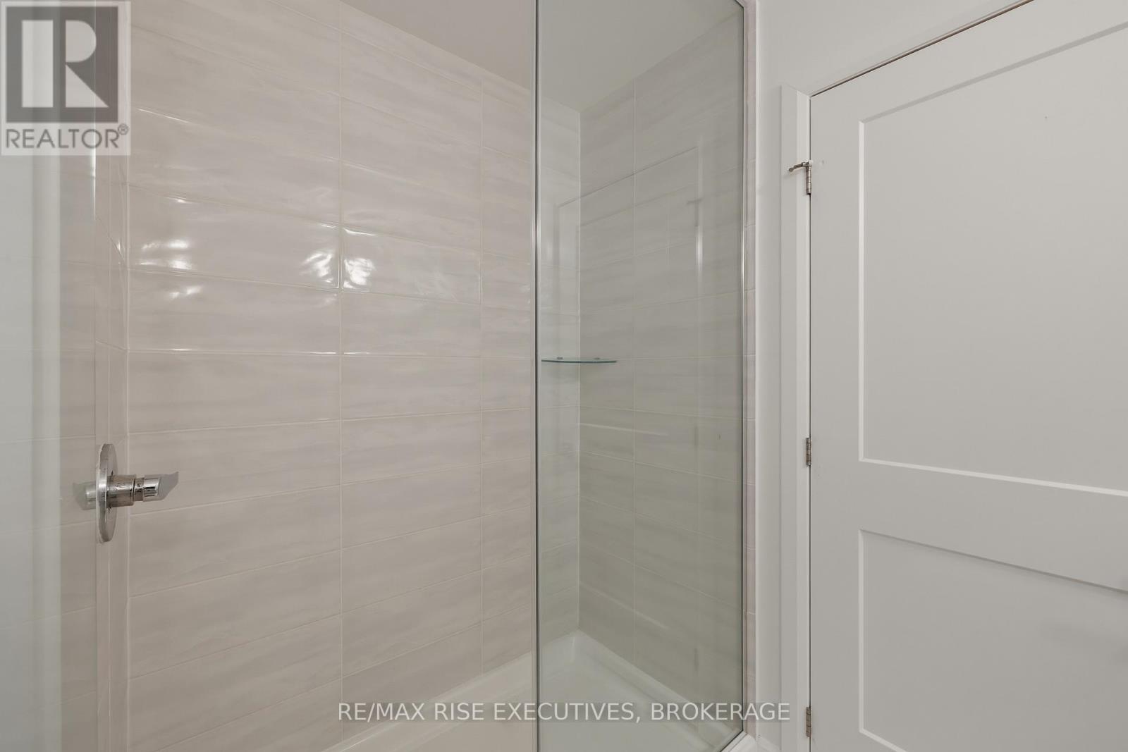 1406 TULIP DRIVE - 29
