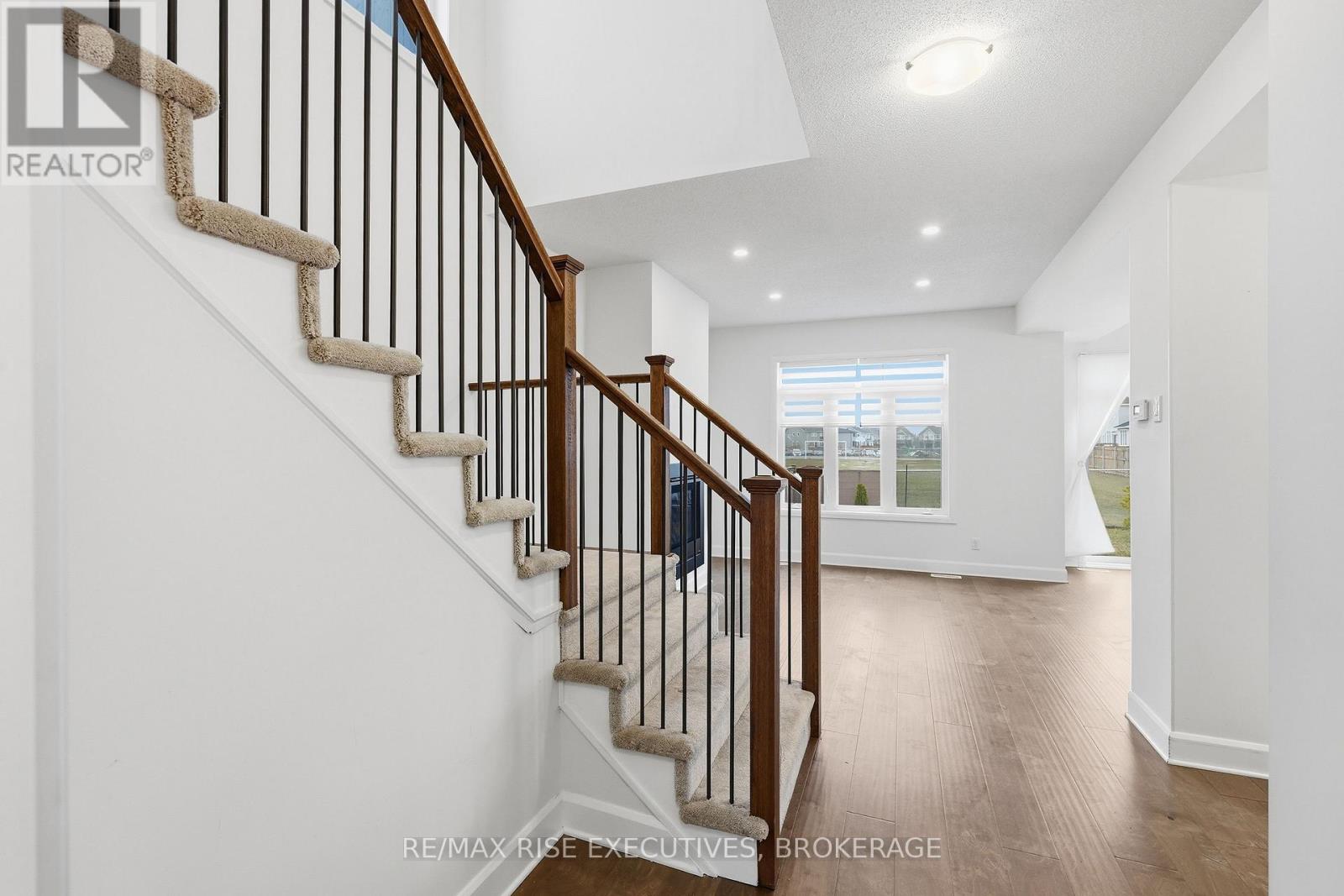 1406 TULIP DRIVE - 6