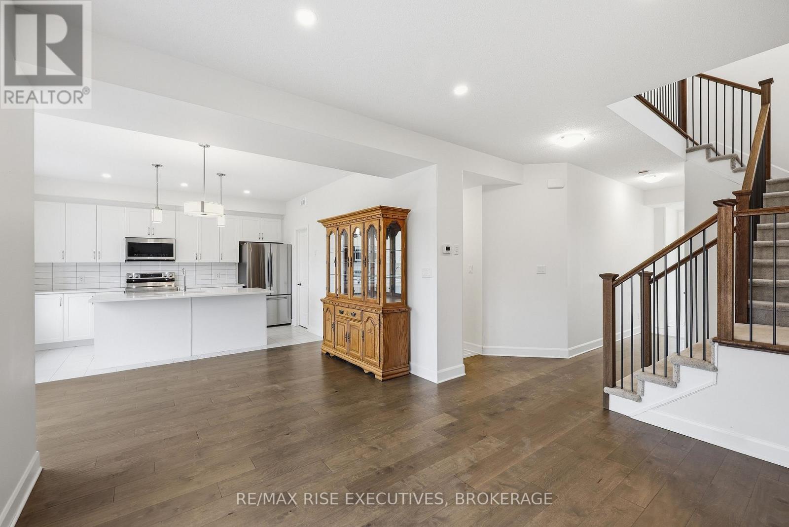 1406 TULIP DRIVE - 9