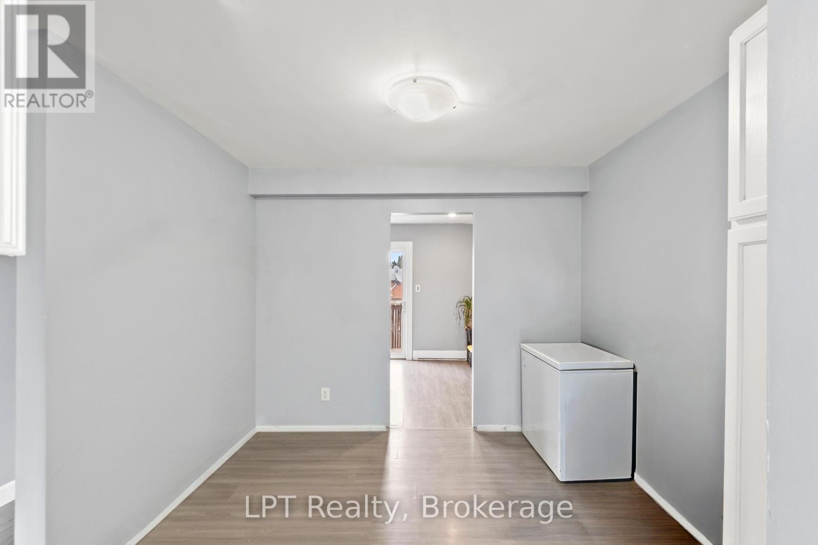 4 TIFFANY PLACE - 10