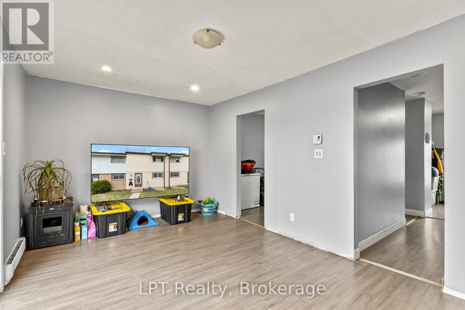 4 TIFFANY PLACE - 13