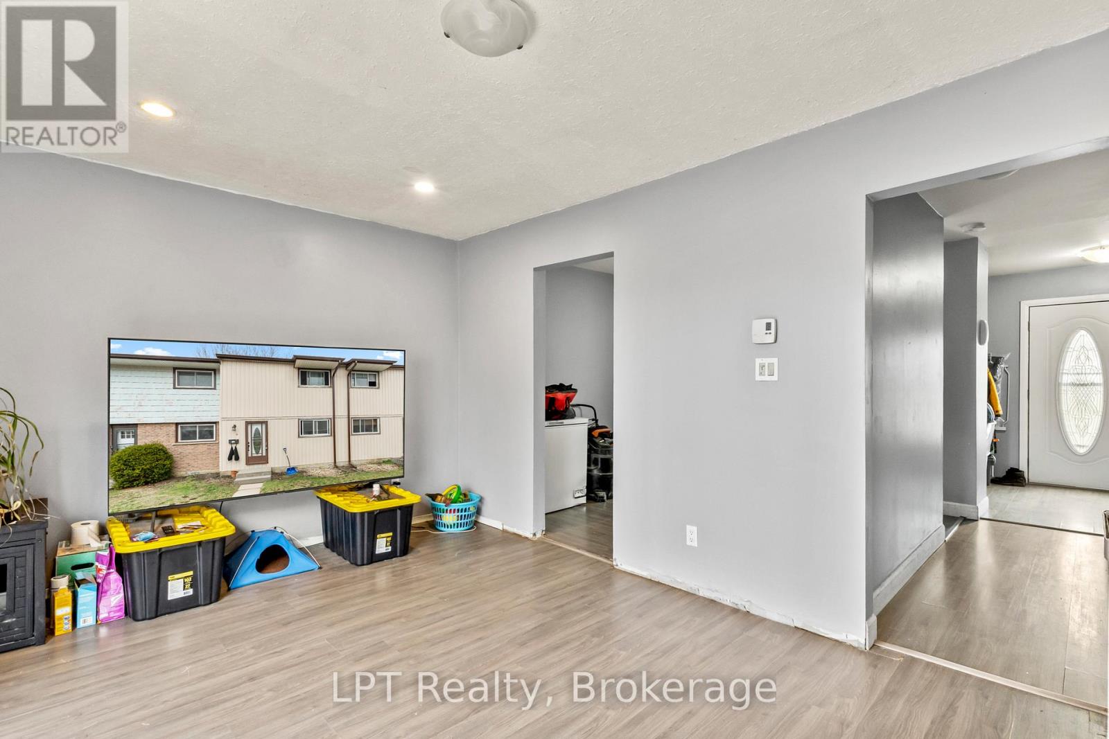 4 TIFFANY PLACE - 14