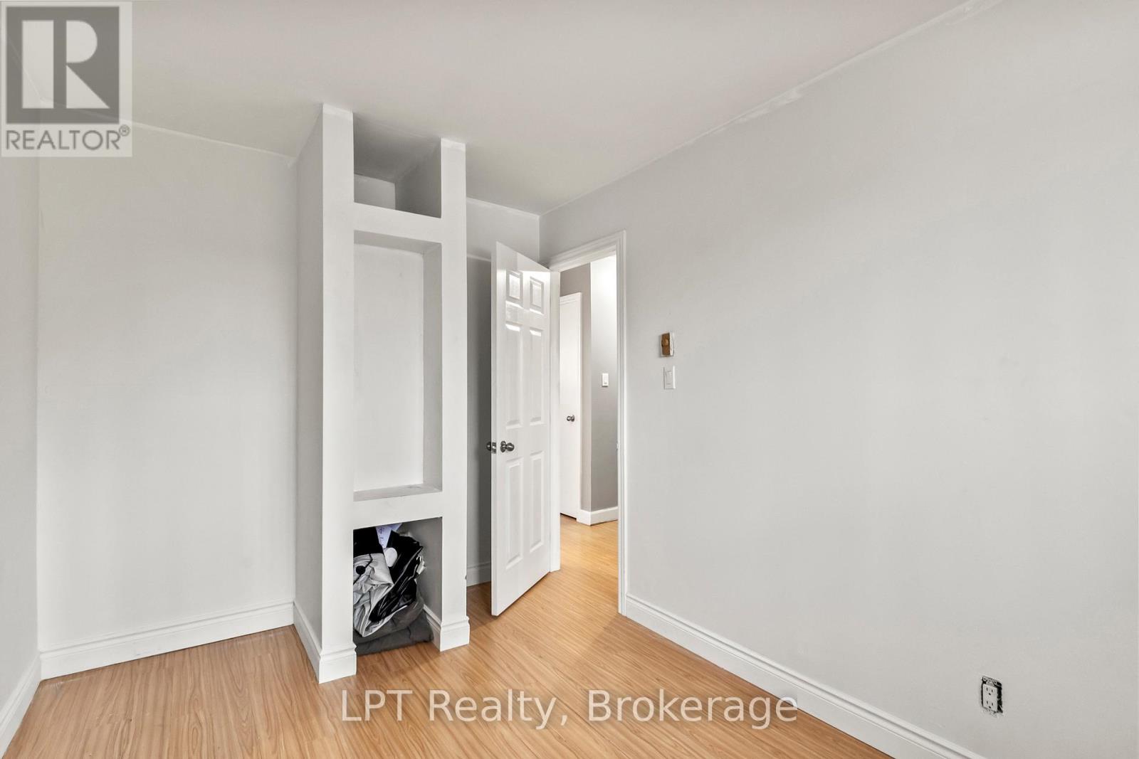 4 TIFFANY PLACE - 19