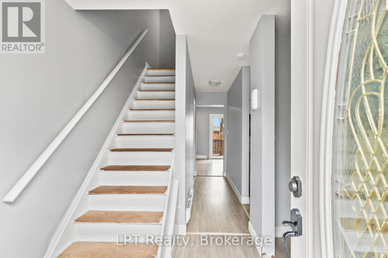 4 TIFFANY PLACE - 4