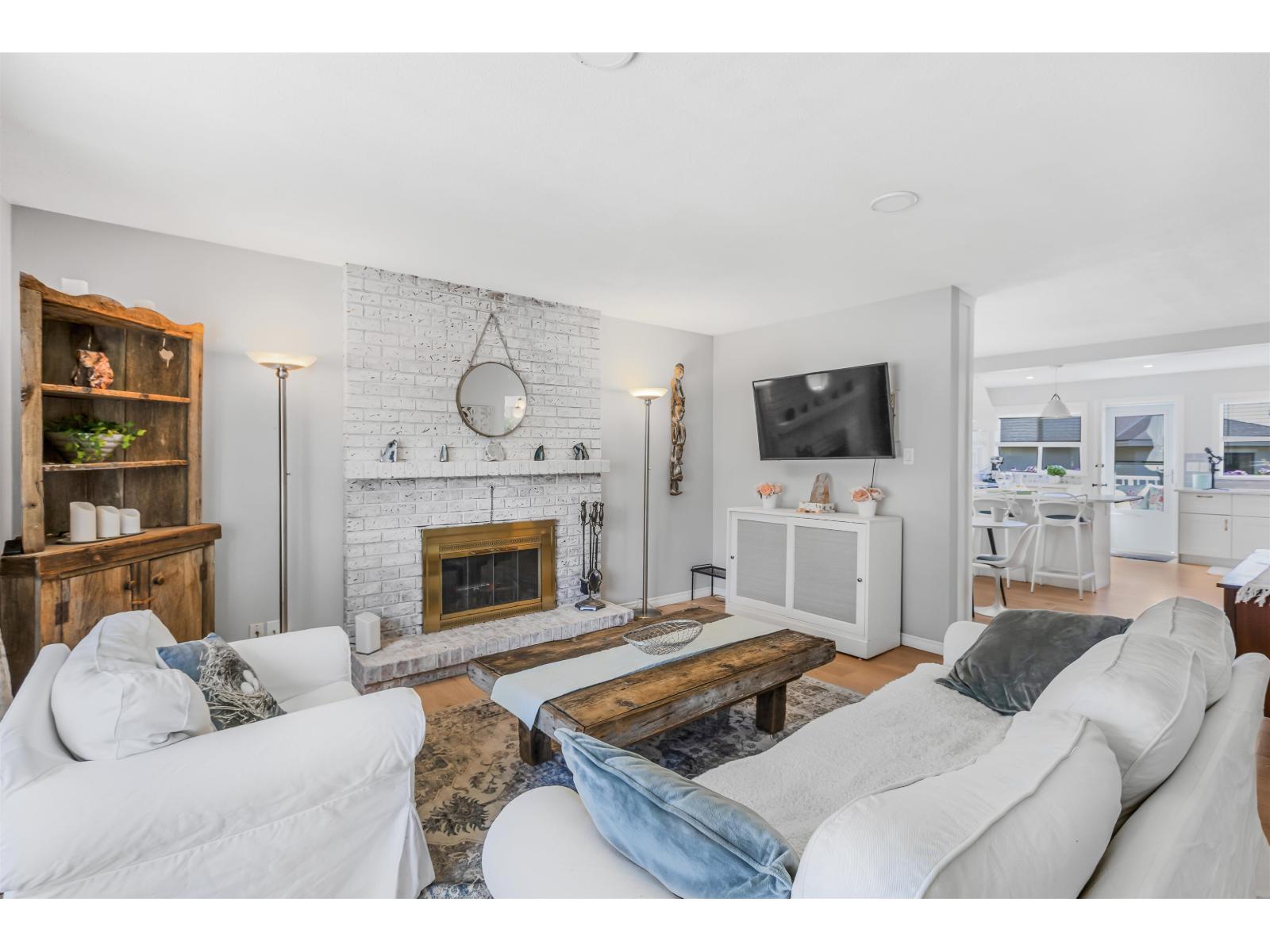 5 Bed, 3 Bath House for Sale in Surrey – 2254 154A STREET, Surrey - Image 11
