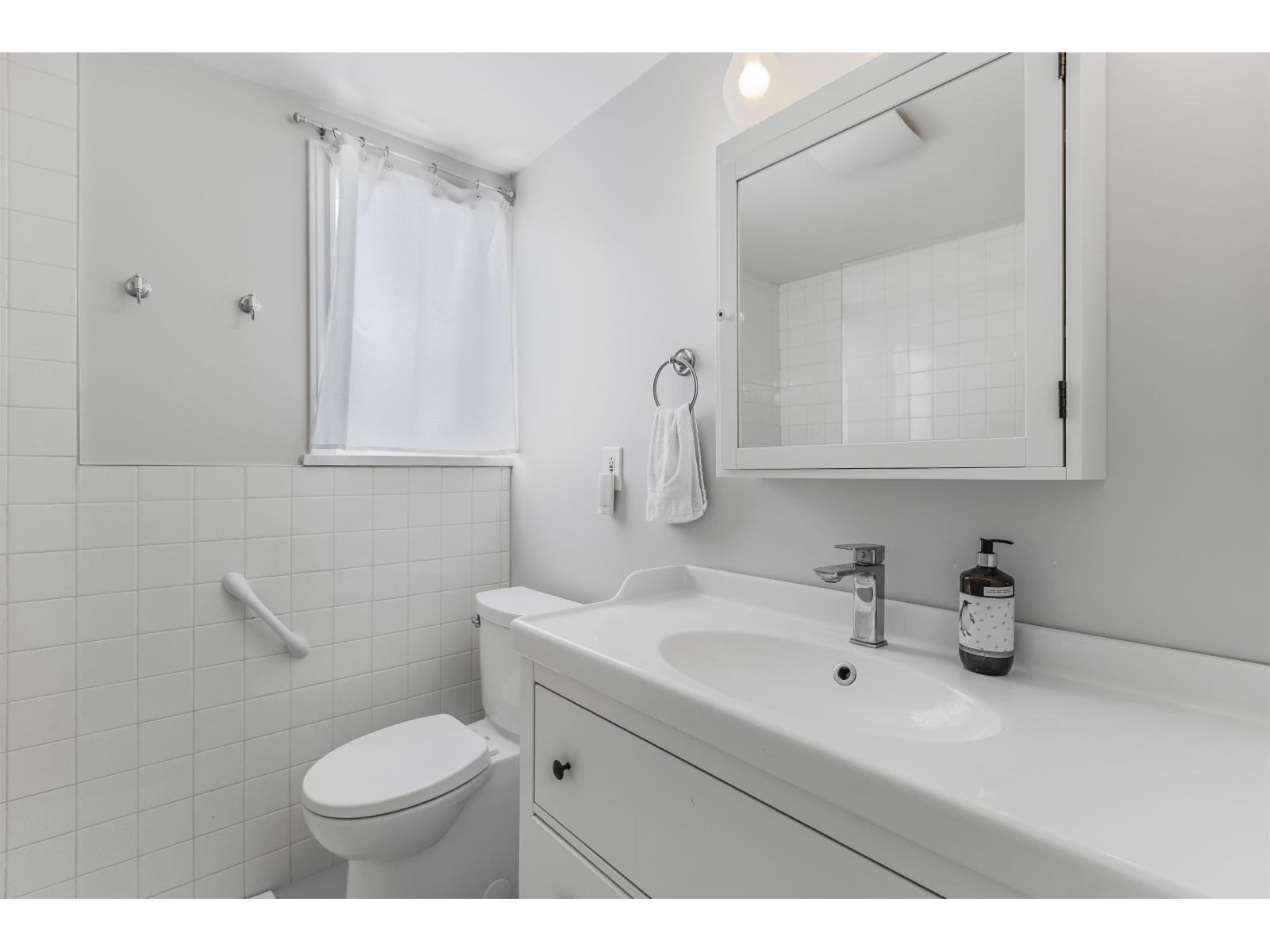 5 Bed, 3 Bath House for Sale in Surrey – 2254 154A STREET, Surrey - Image 25