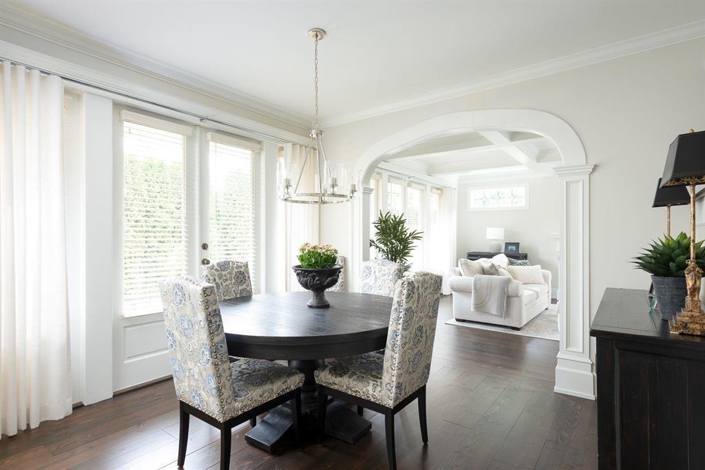 3758 DEVONSHIRE DRIVE, Surrey