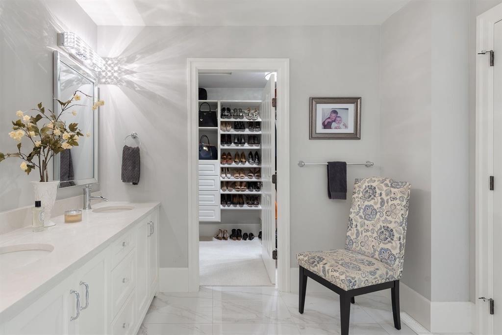 3758 DEVONSHIRE DRIVE, Surrey