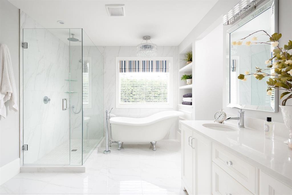3758 DEVONSHIRE DRIVE, Surrey