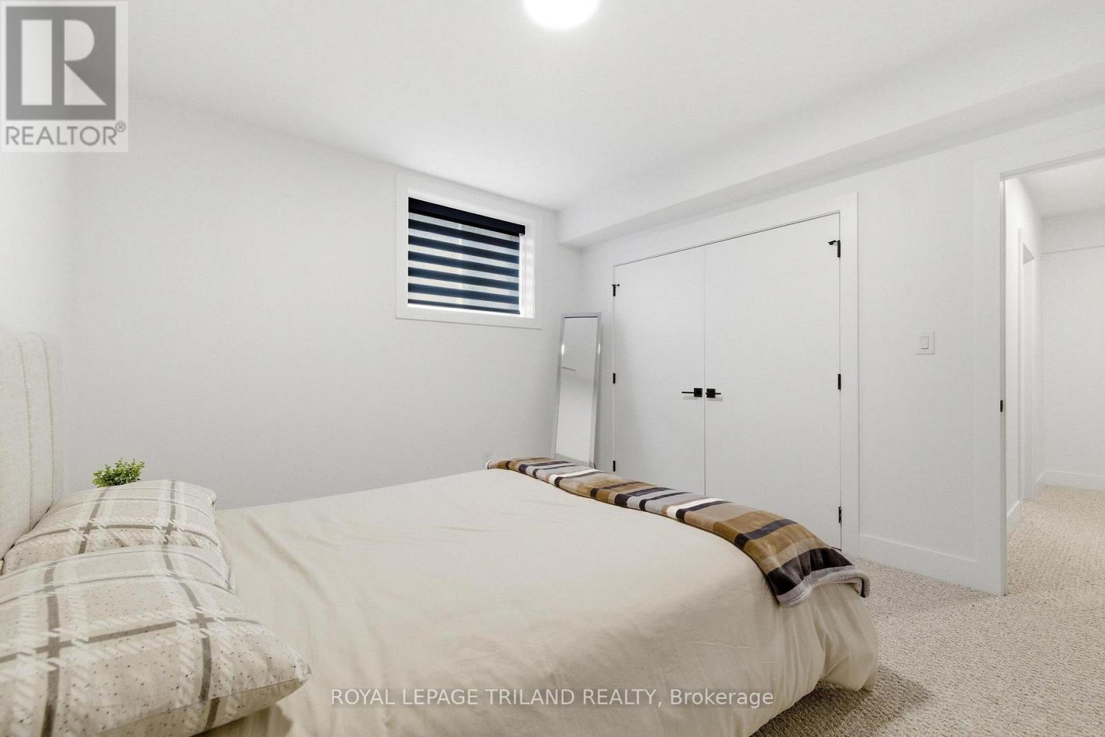 62 AVERY PLACE - 28