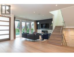 1465 Jefferson Avenue, West Vancouver, BC V7T2B6 Photo 9