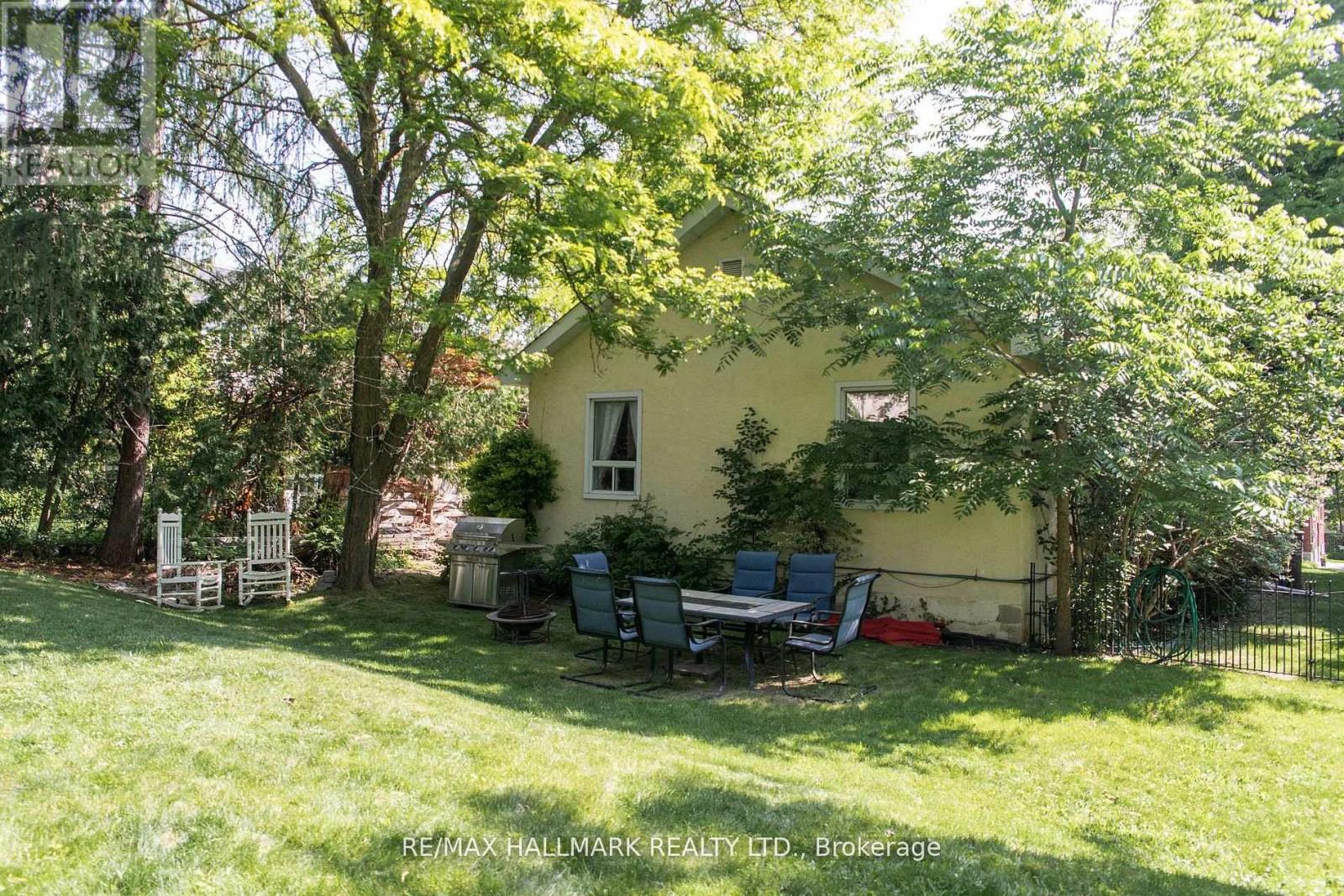 86 CHURCH STREET S - 31
