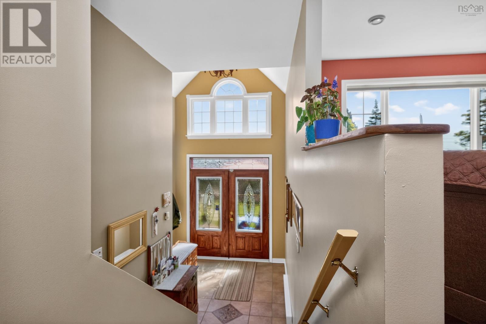 Property 8 of 46 of 136 Causeway Road