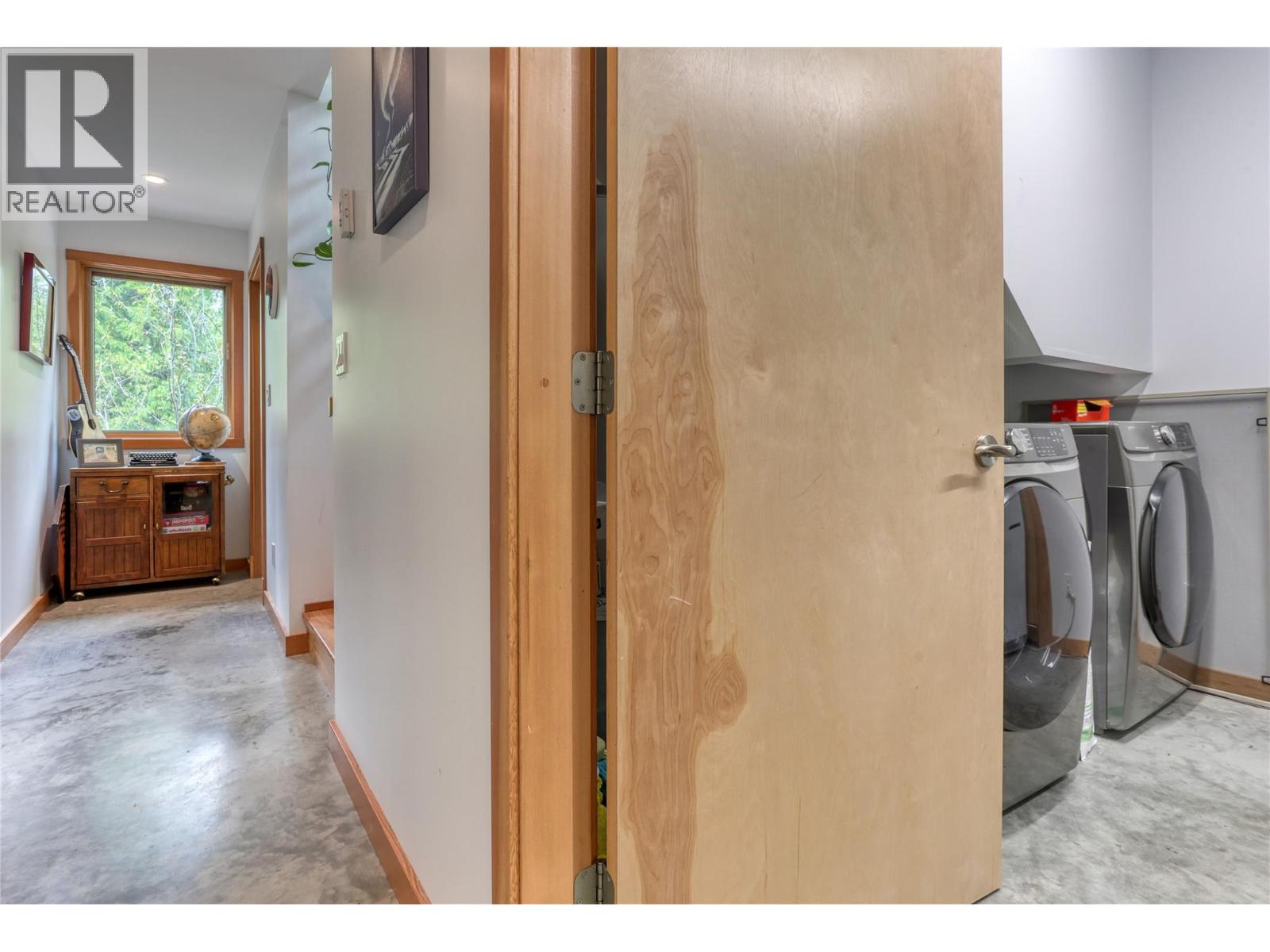 3112 Blewett Road - 21