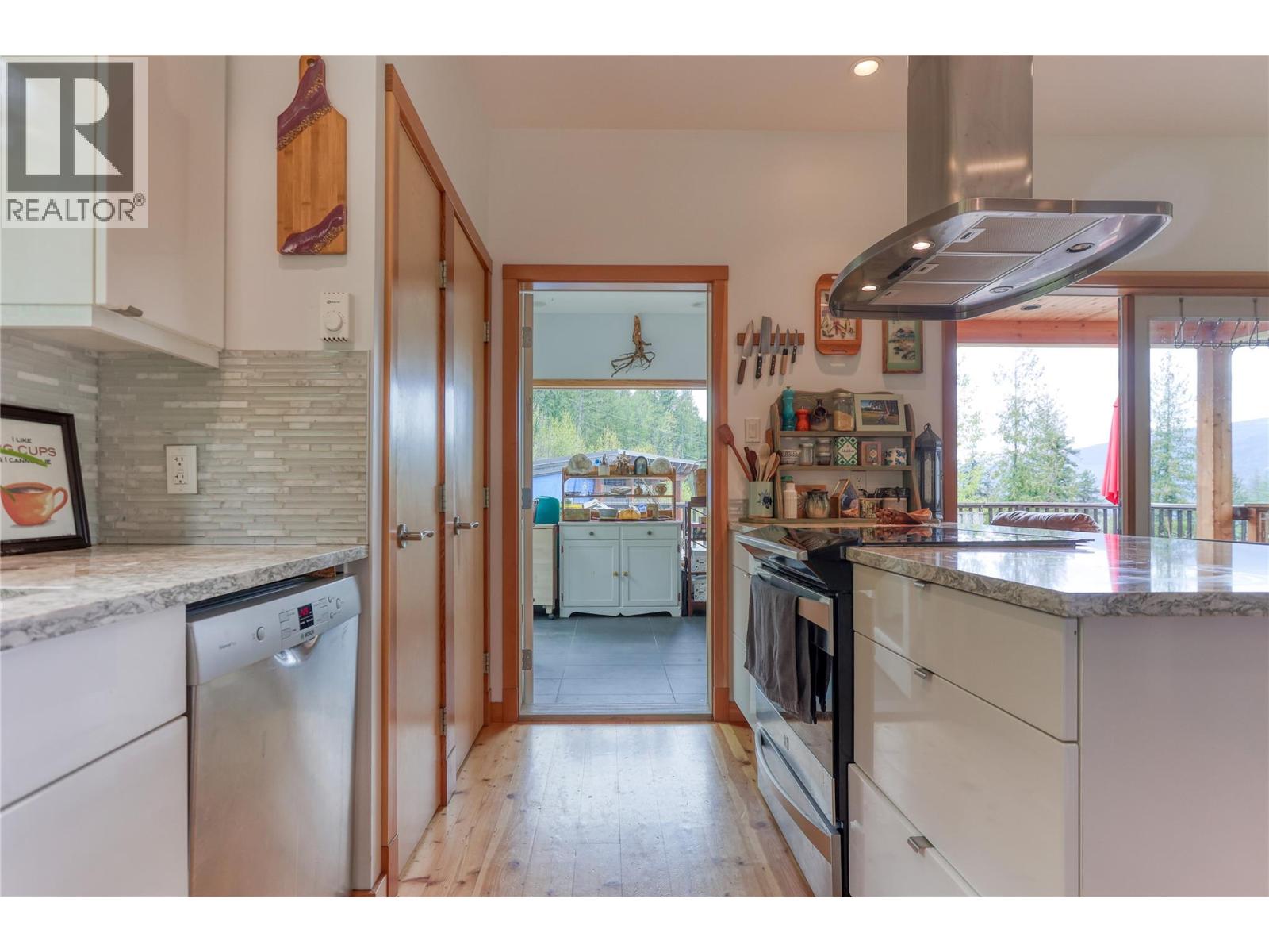 3112 Blewett Road - 8