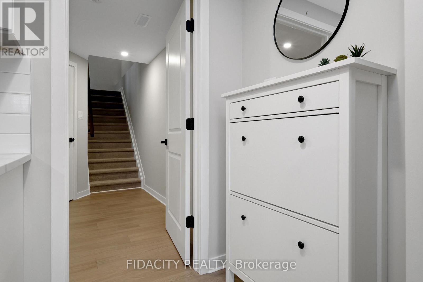 20 ALLAN MOORE PLACE - 21