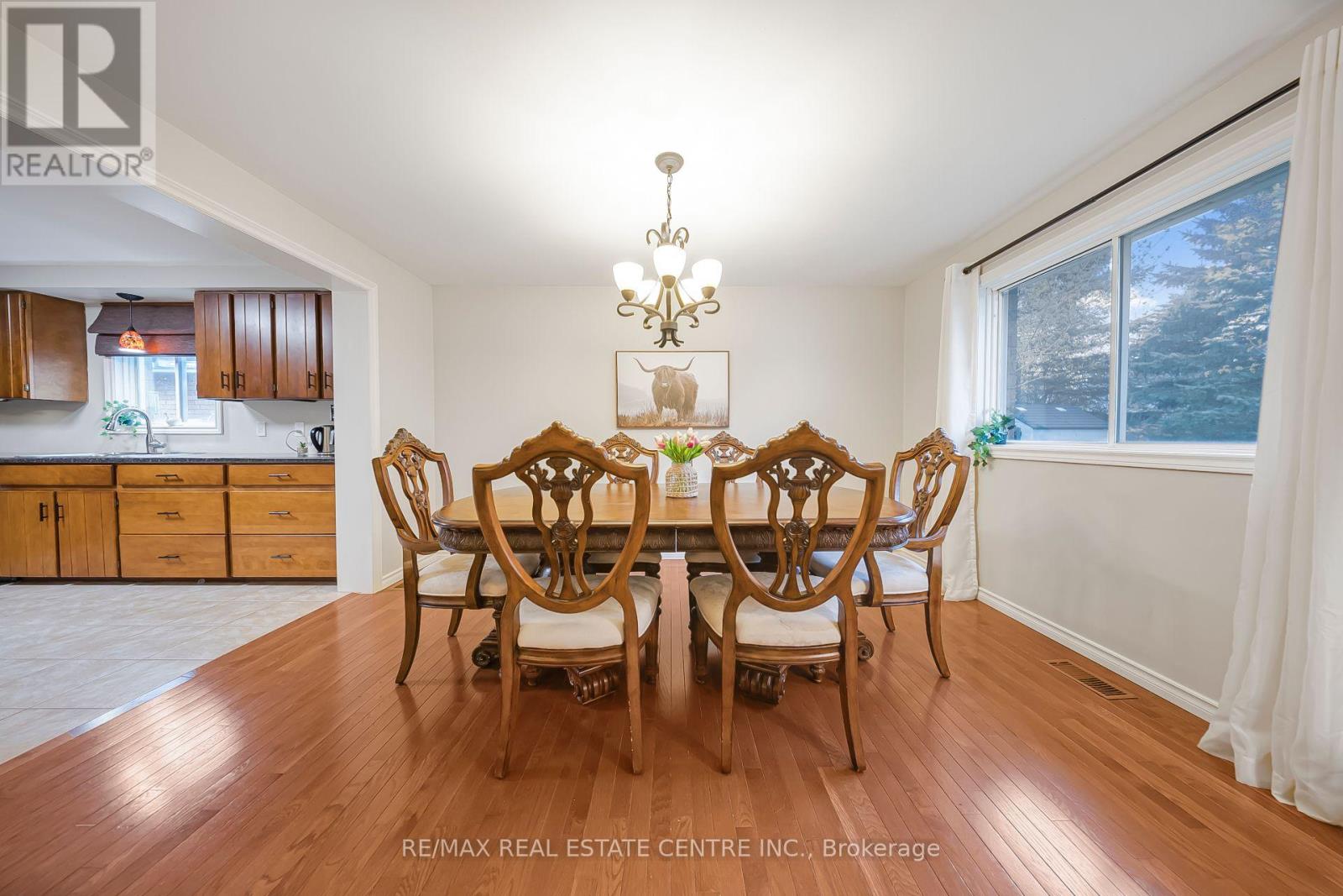 9 VILLAGE ROAD - 11