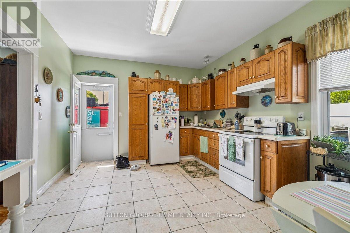 155 1/2 LAKE STREET - 20