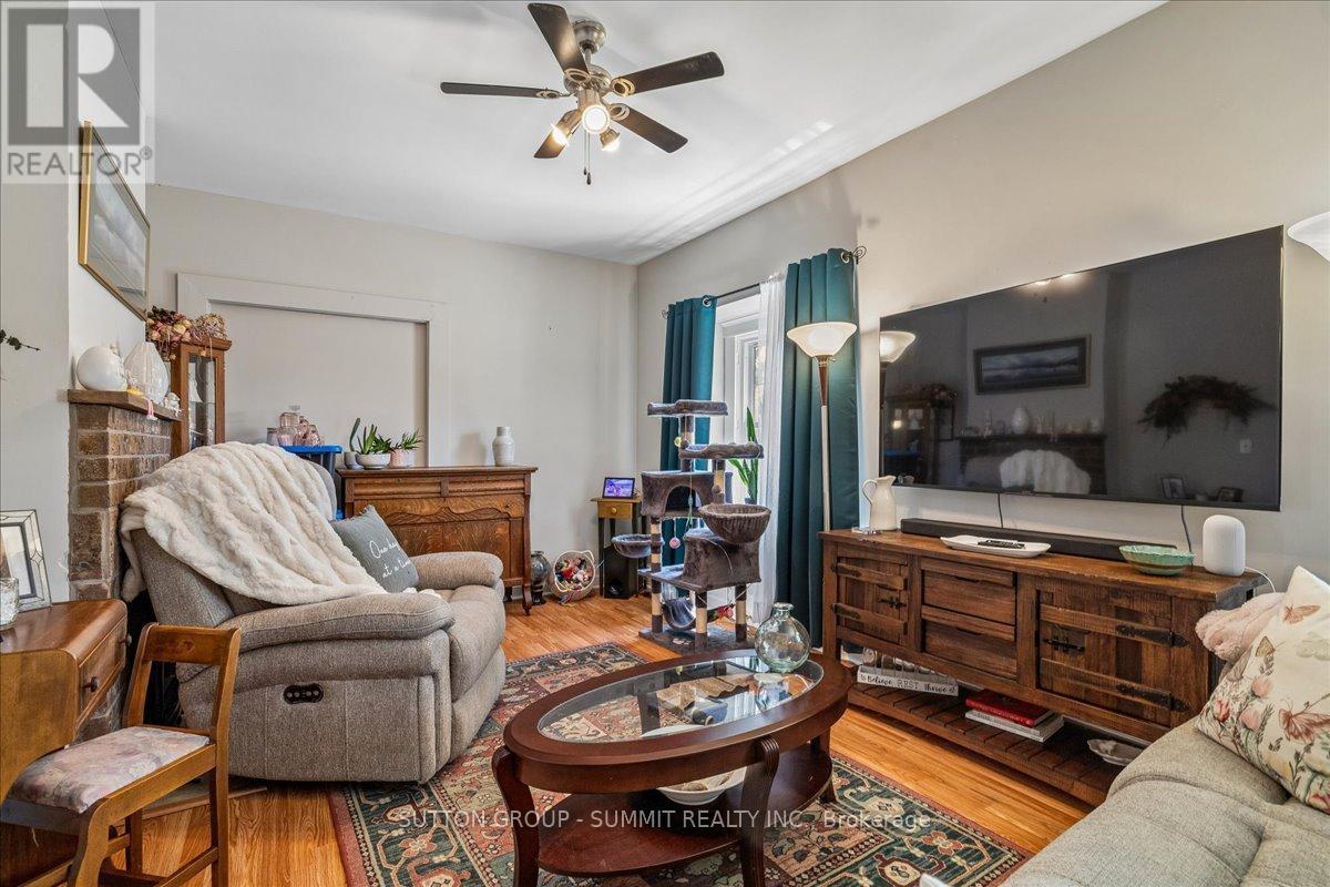 155 1/2 LAKE STREET - 28