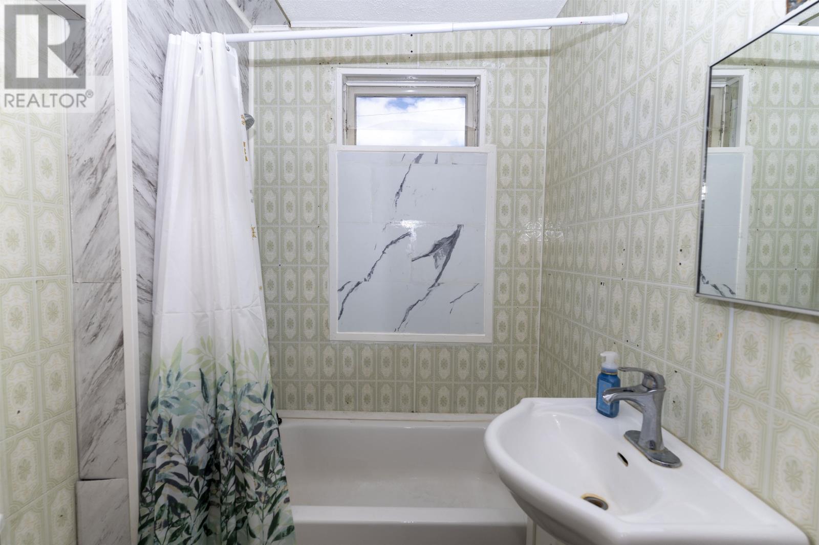 310 Brodie ST N, Thunder Bay, Ontario, P7C3S7 — Photo 7