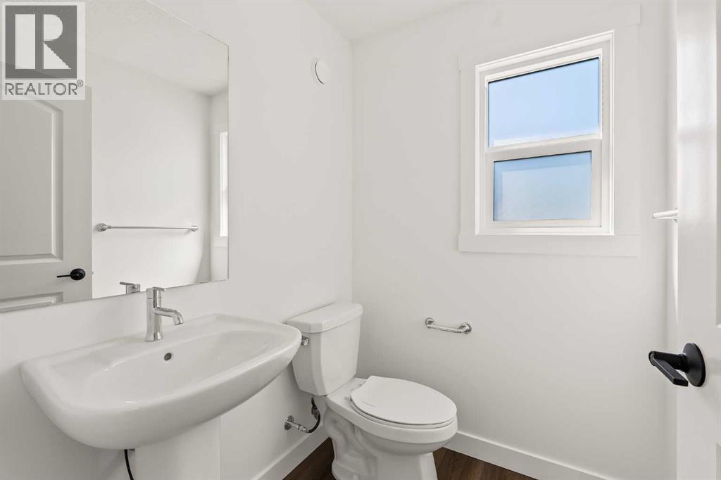 1133 Chinook Gate Bay SW - 22