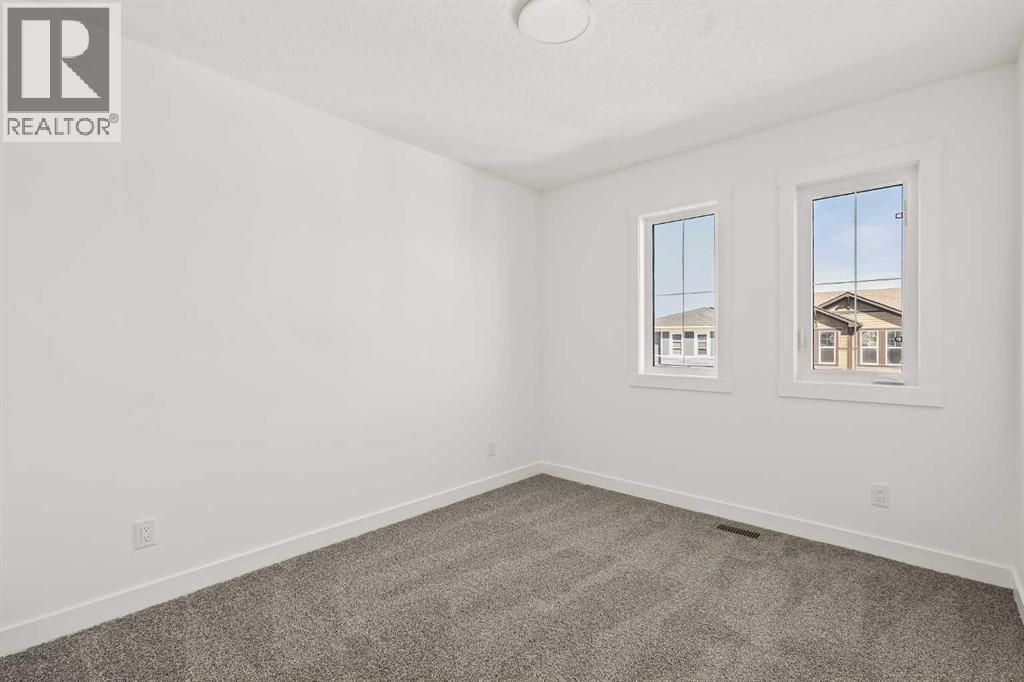 1133 Chinook Gate Bay SW - 40