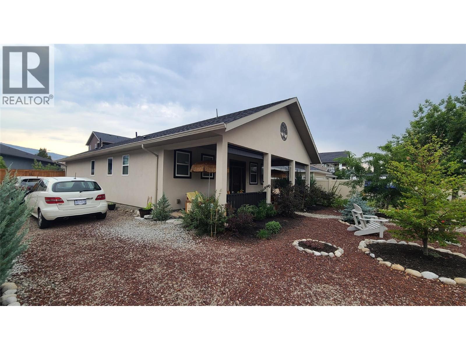 6941 MEADOWS DR Drive, Oliver