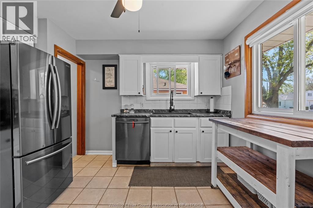 934 ST. PAUL AVENUE, Windsor, Ontario, N9B2X5 — Photo 12