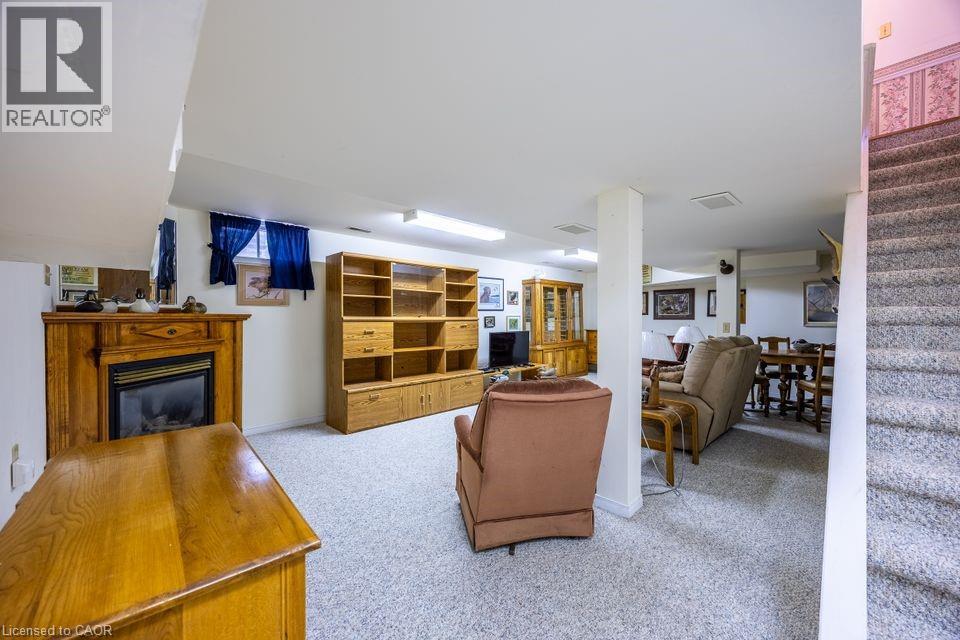 23 BACKUS Drive - 24